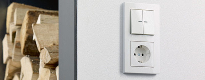 JUNG KNX Taster F 10 bei Werner Centner in Hanau